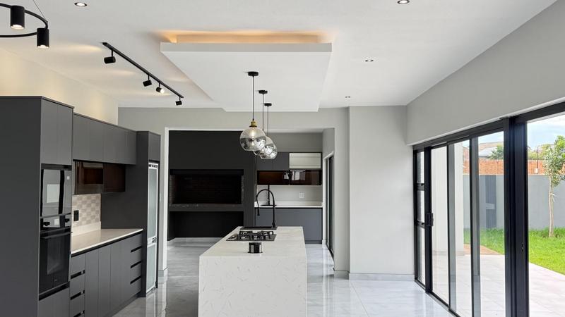 4 Bedroom Property for Sale in Fountainbrook Estate Gauteng