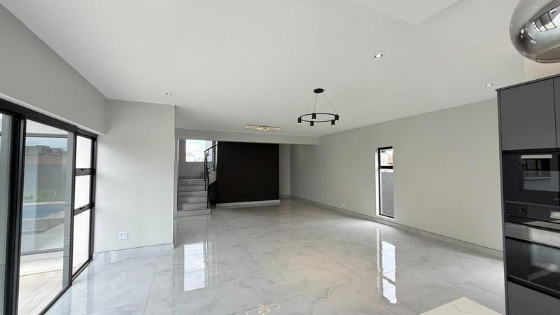 4 Bedroom Property for Sale in Fountainbrook Estate Gauteng