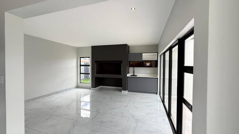 4 Bedroom Property for Sale in Fountainbrook Estate Gauteng