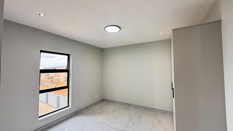 4 Bedroom Property for Sale in Fountainbrook Estate Gauteng