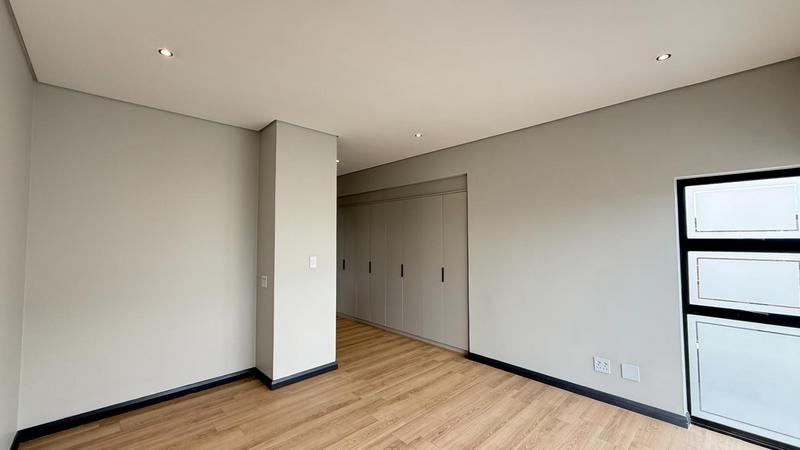 4 Bedroom Property for Sale in Fountainbrook Estate Gauteng