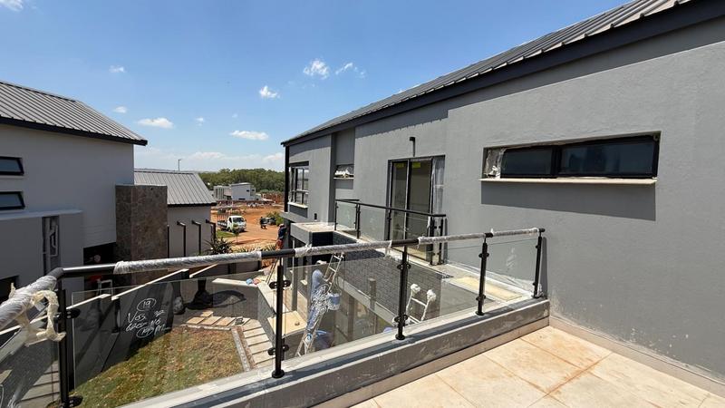4 Bedroom Property for Sale in Fountainbrook Estate Gauteng
