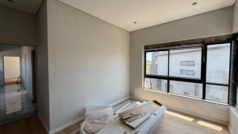 4 Bedroom Property for Sale in Fountainbrook Estate Gauteng