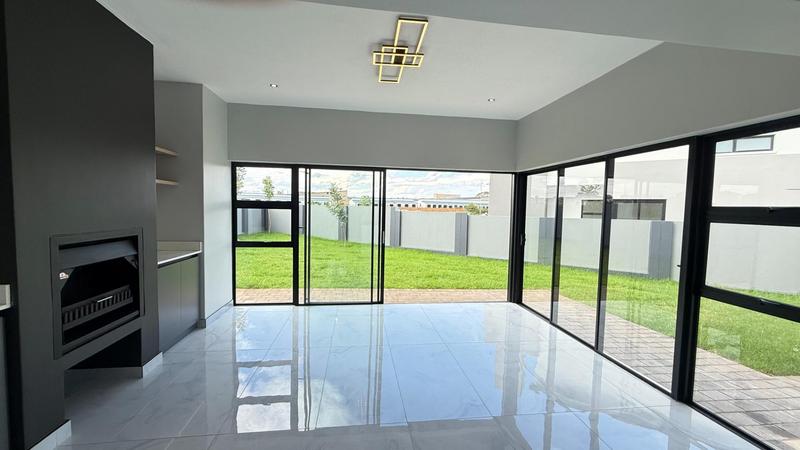 4 Bedroom Property for Sale in Fountainbrook Estate Gauteng