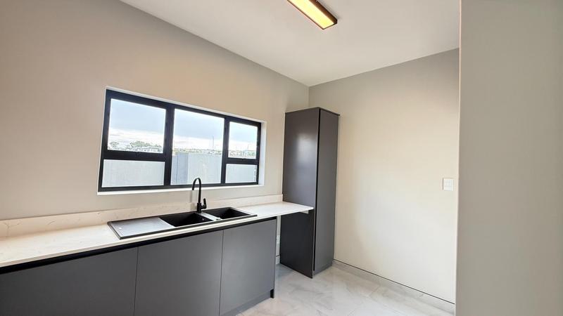 4 Bedroom Property for Sale in Fountainbrook Estate Gauteng