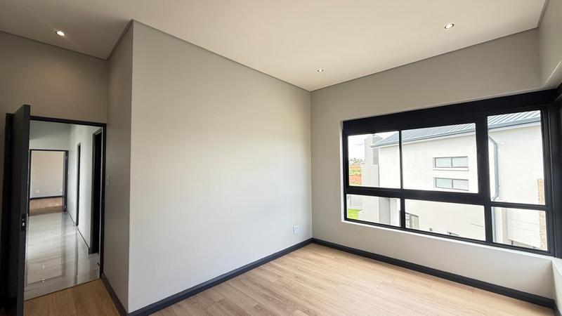 4 Bedroom Property for Sale in Fountainbrook Estate Gauteng