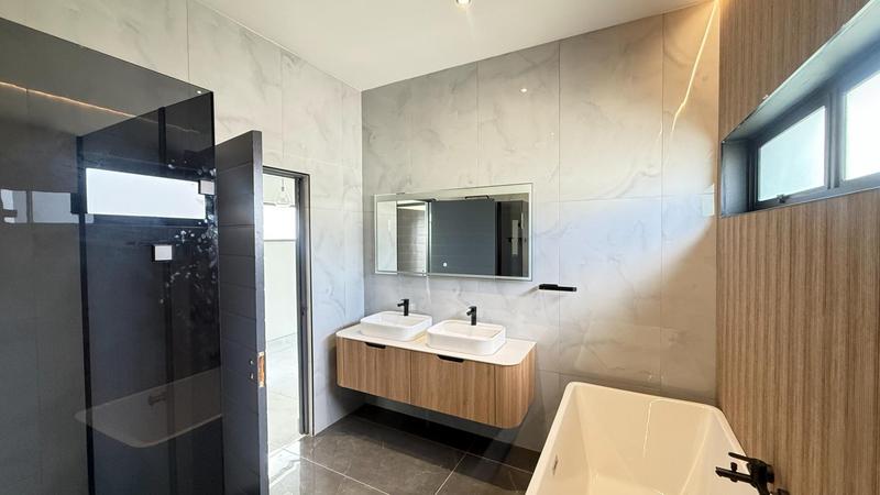 4 Bedroom Property for Sale in Fountainbrook Estate Gauteng