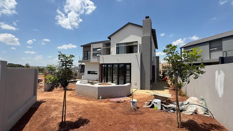 5 Bedroom Property for Sale in Fountainbrook Estate Gauteng