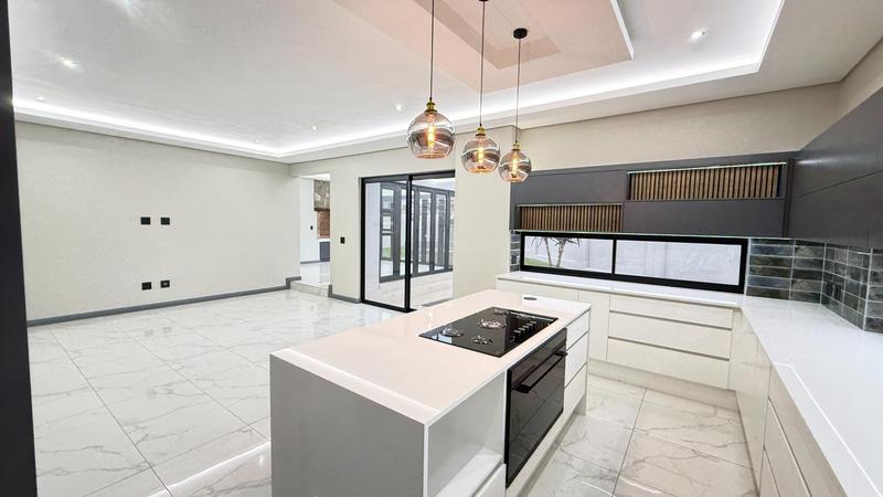 5 Bedroom Property for Sale in Fountainbrook Estate Gauteng