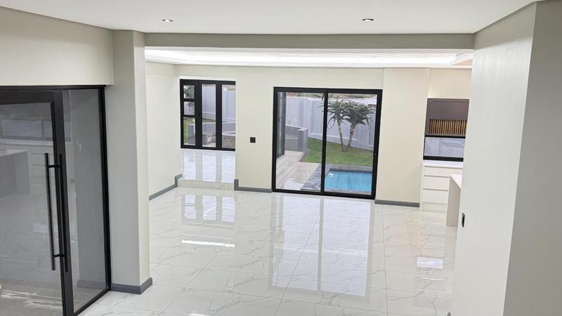 5 Bedroom Property for Sale in Fountainbrook Estate Gauteng