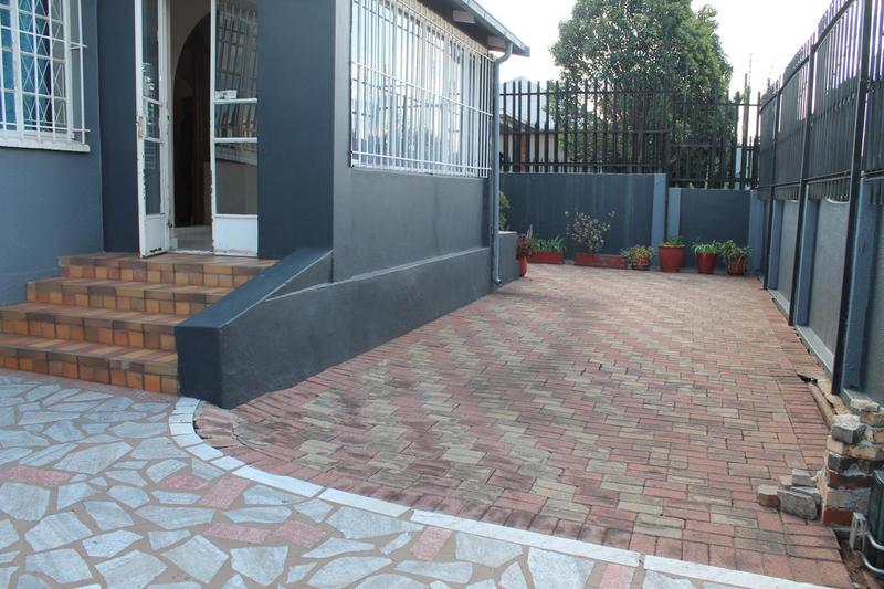 4 Bedroom Property for Sale in Kensington Gauteng