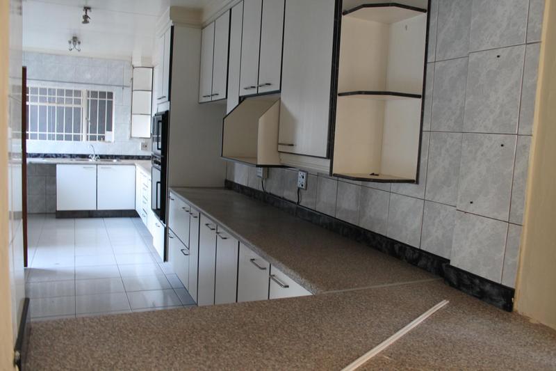 4 Bedroom Property for Sale in Kensington Gauteng