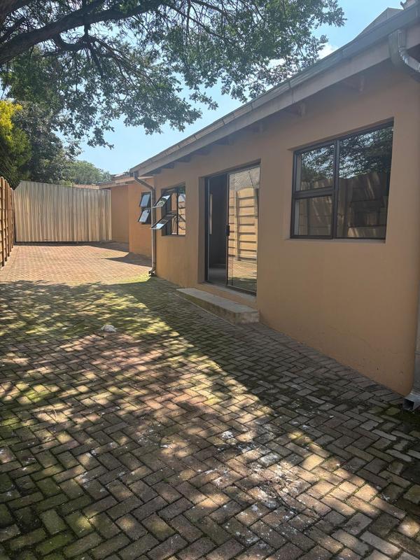 To Let commercial Property for Rent in Croydon Gauteng