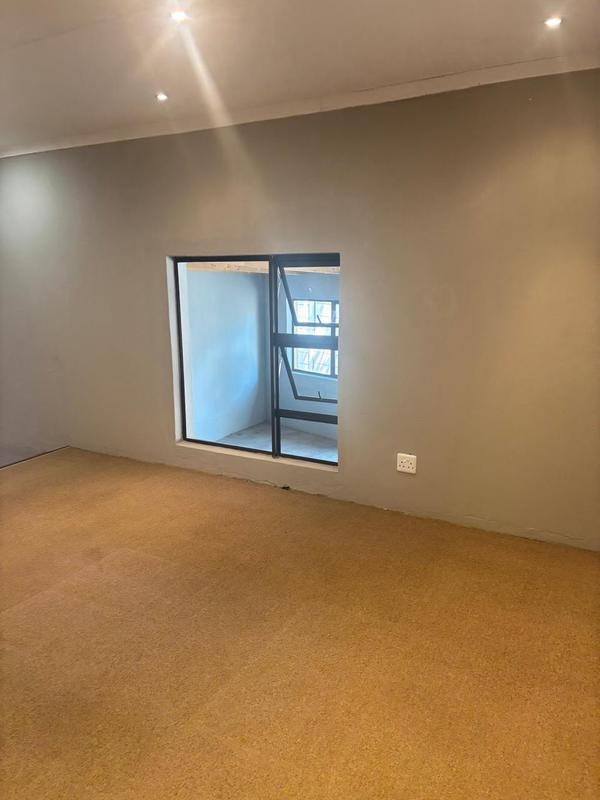 To Let commercial Property for Rent in Croydon Gauteng