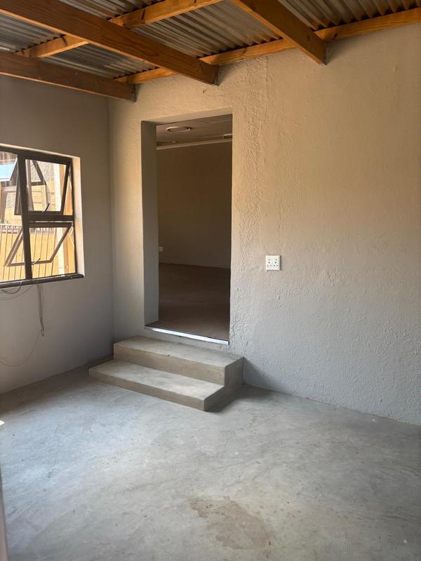 To Let commercial Property for Rent in Croydon Gauteng