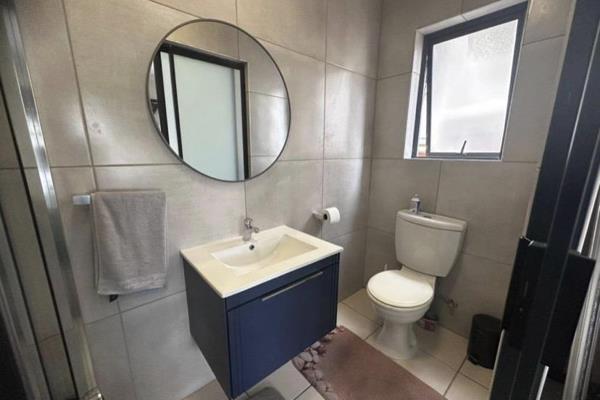 To Let 2 Bedroom Property for Rent in Fourways Gauteng