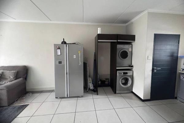 To Let 2 Bedroom Property for Rent in Fourways Gauteng