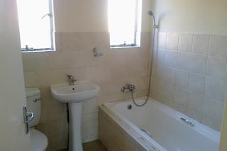 To Let 2 Bedroom Property for Rent in Meredale Gauteng