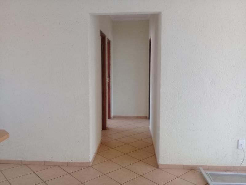 To Let 2 Bedroom Property for Rent in Groblerpark Gauteng