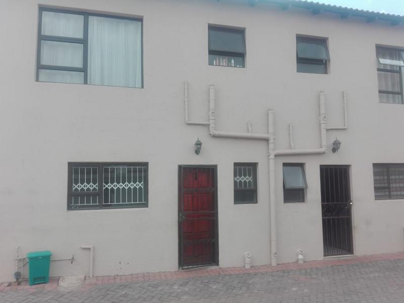 To Let 2 Bedroom Property for Rent in Krugersdorp Gauteng