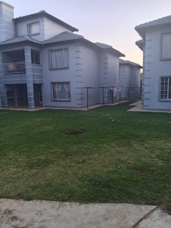 2 Bedroom Property for Sale in Crystal Park Gauteng
