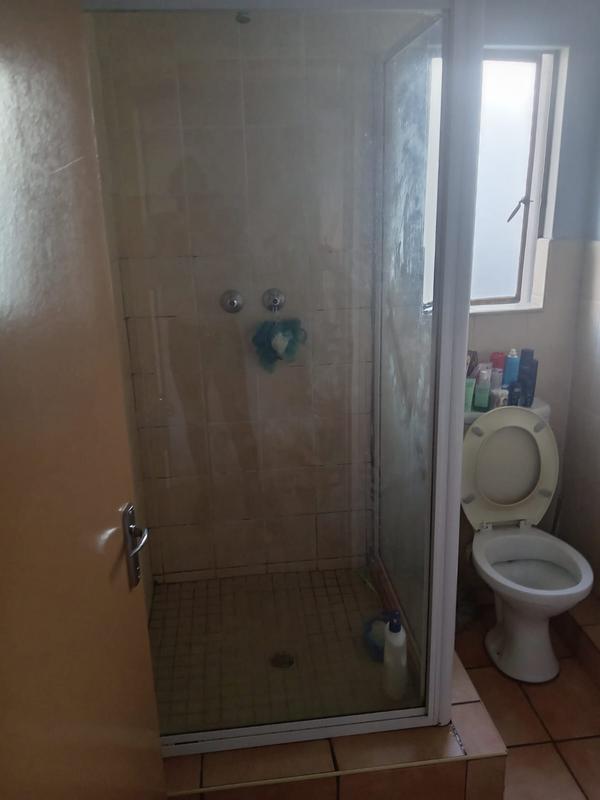 2 Bedroom Property for Sale in Crystal Park Gauteng