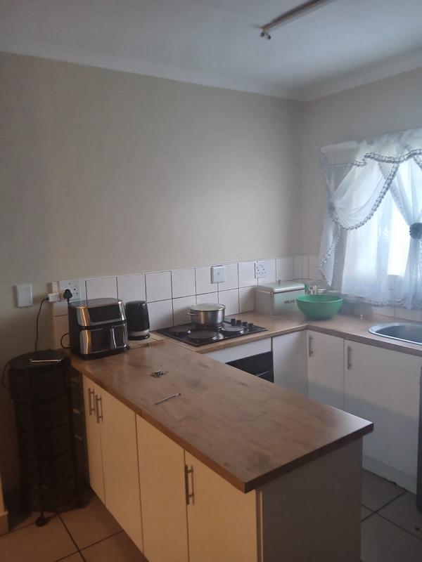 3 Bedroom Property for Sale in Crystal Park Gauteng
