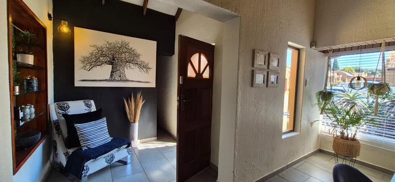 3 Bedroom Property for Sale in Clubview Gauteng