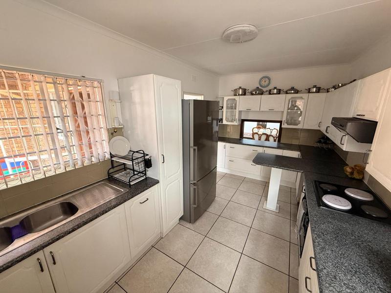 To Let 3 Bedroom Property for Rent in Birchleigh North Gauteng