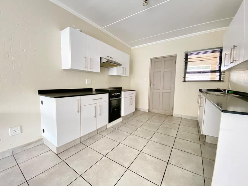 To Let 3 Bedroom Property for Rent in Beverley Gauteng
