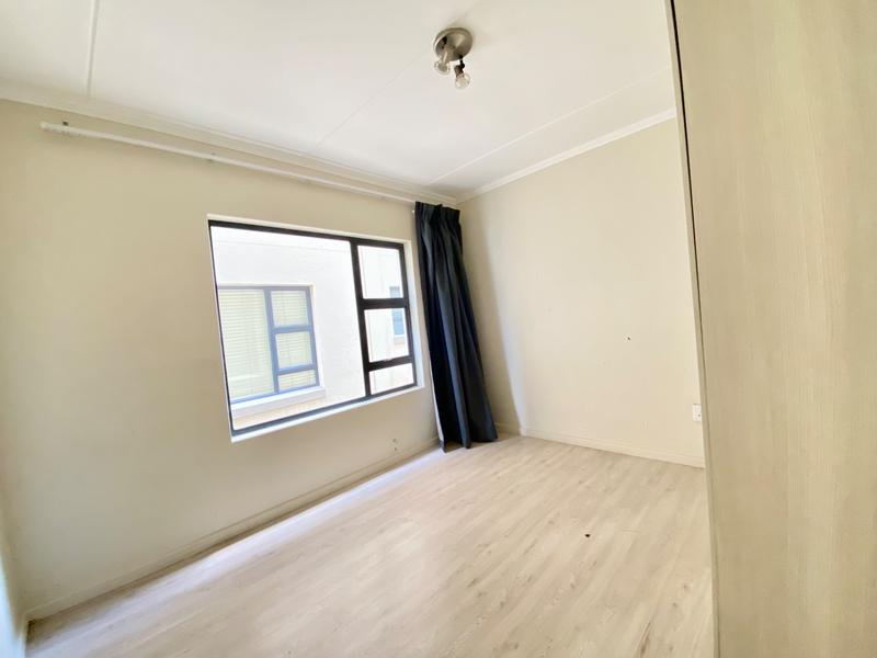 To Let 3 Bedroom Property for Rent in Beverley Gauteng