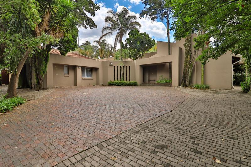 12 Bedroom Property for Sale in Sandown Gauteng