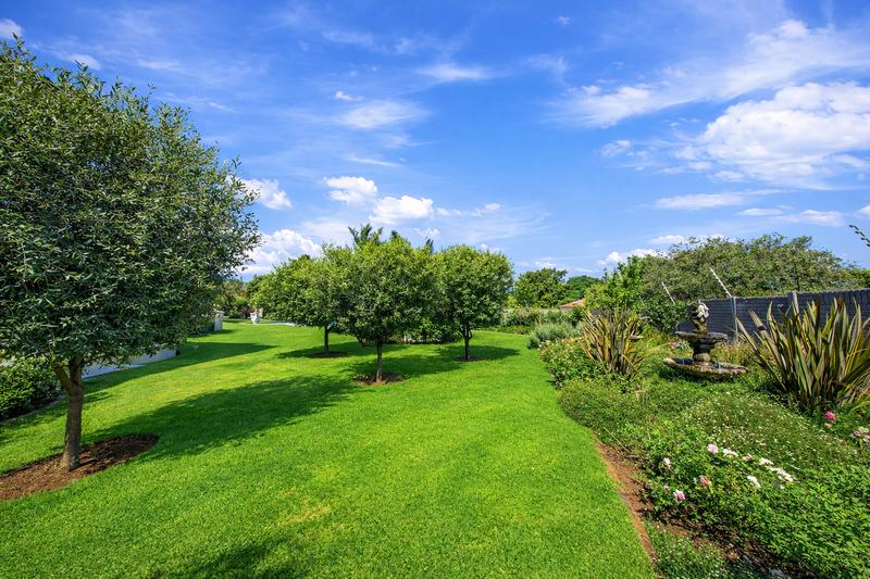 6 Bedroom Property for Sale in Lukasrand Gauteng