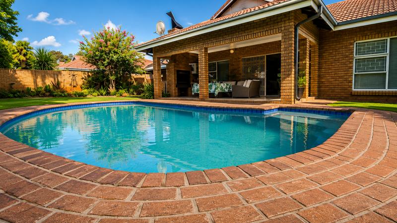 3 Bedroom Property for Sale in Three Rivers Proper Gauteng