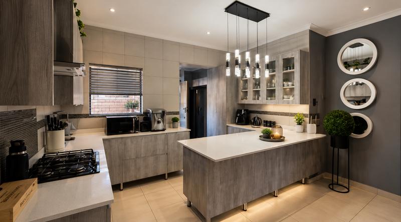 3 Bedroom Property for Sale in Three Rivers Proper Gauteng