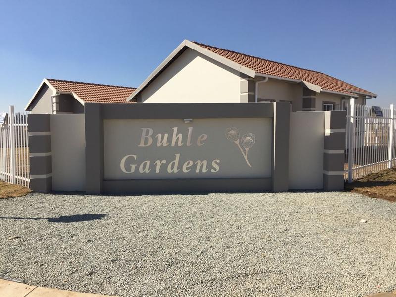 2 Bedroom Property for Sale in Buhle Park Gauteng