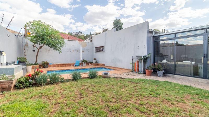 3 Bedroom Property for Sale in Orange Grove Gauteng