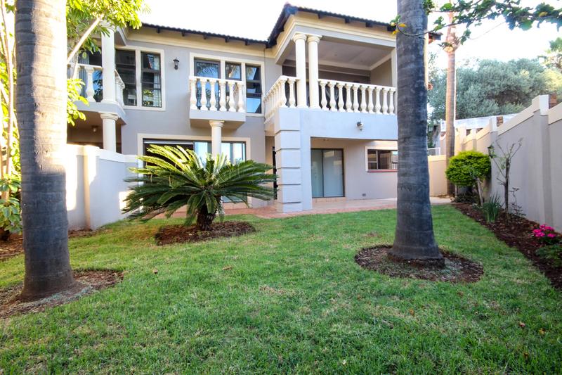 4 Bedroom Property for Sale in Zwartkop Gauteng
