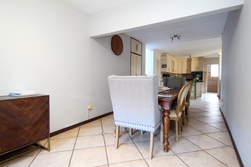 4 Bedroom Property for Sale in Zwartkop Gauteng