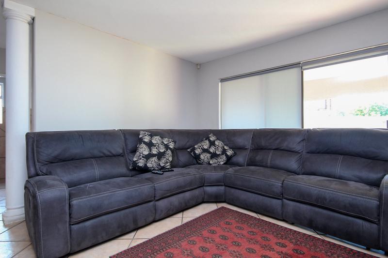 4 Bedroom Property for Sale in Zwartkop Gauteng