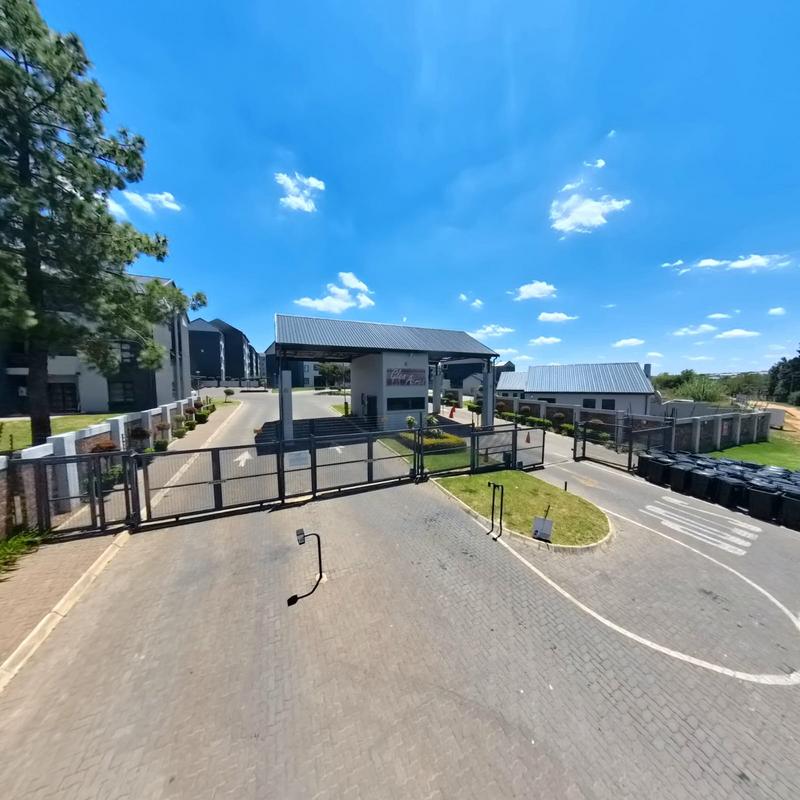 1 Bedroom Property for Sale in Glen Austin Gauteng