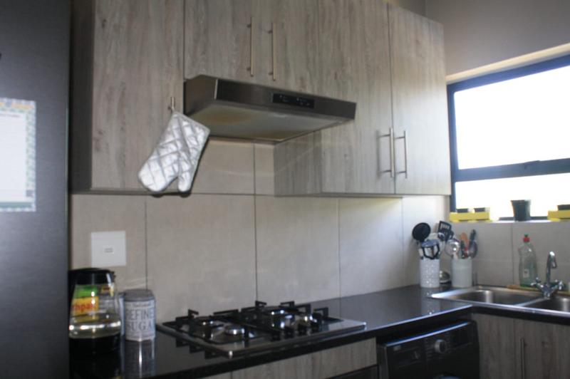1 Bedroom Property for Sale in Glen Austin Gauteng