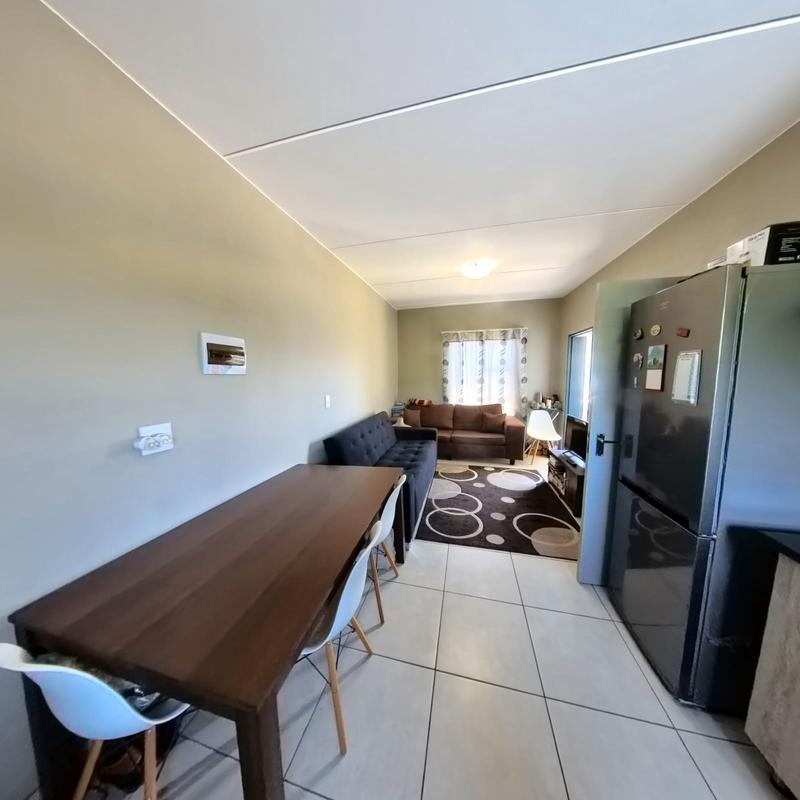 1 Bedroom Property for Sale in Glen Austin Gauteng