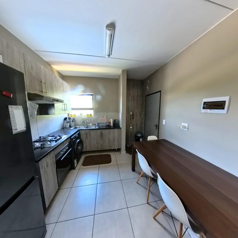 1 Bedroom Property for Sale in Glen Austin Gauteng