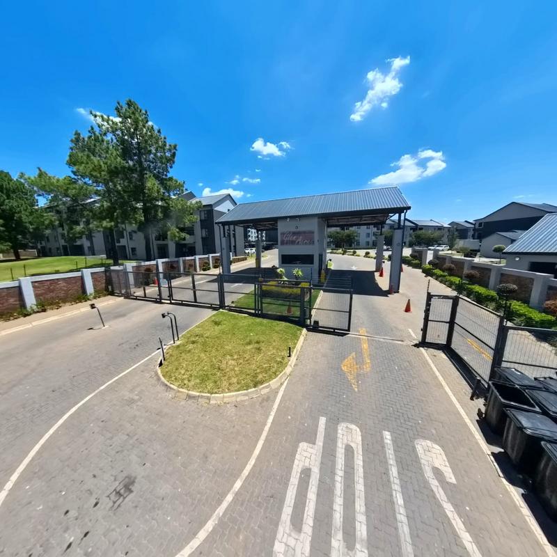 1 Bedroom Property for Sale in Glen Austin Gauteng