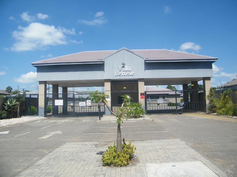 3 Bedroom Property for Sale in Eldorette Gauteng