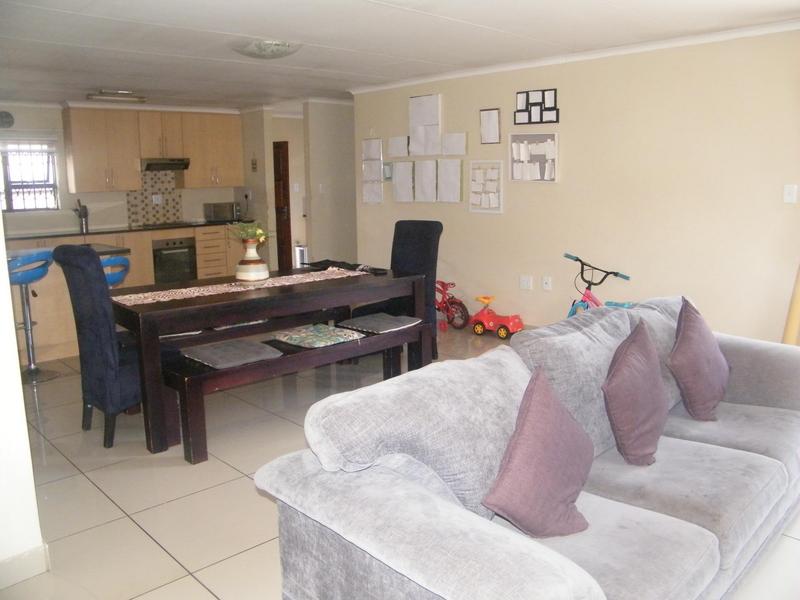 3 Bedroom Property for Sale in Eldorette Gauteng