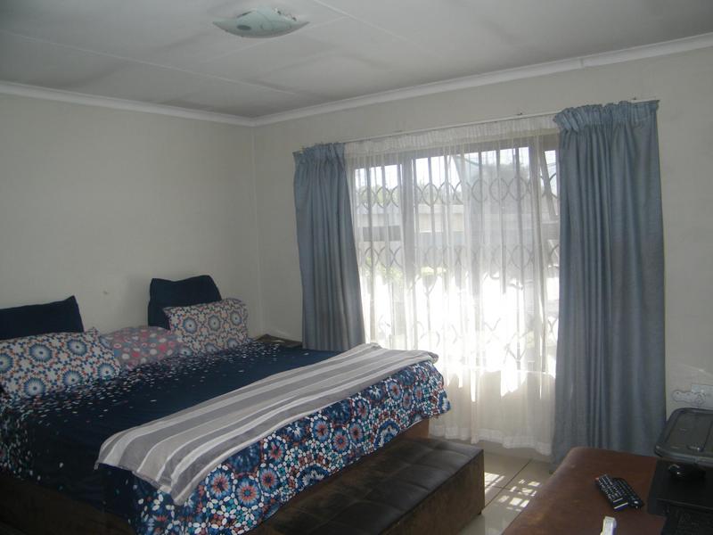 3 Bedroom Property for Sale in Eldorette Gauteng
