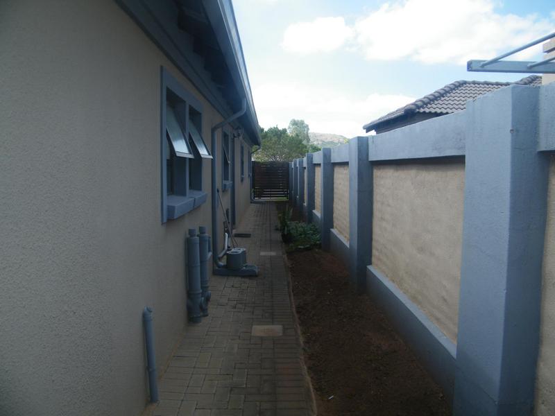 3 Bedroom Property for Sale in Eldorette Gauteng