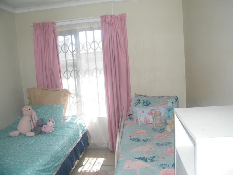 3 Bedroom Property for Sale in Eldorette Gauteng